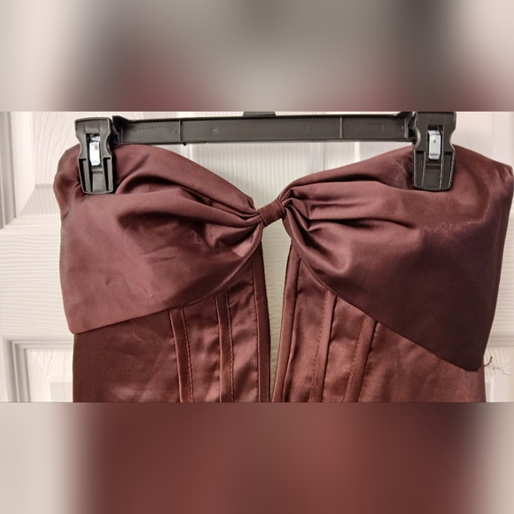 RSOETOO Strapless Bow Satin Prom Dress – Long Formal Evening Gown - Picture 3 of 13